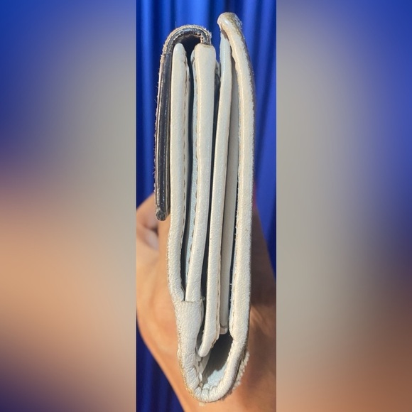 GUCCI Monogram Long Wallet, EUC - Picture 8 of 14